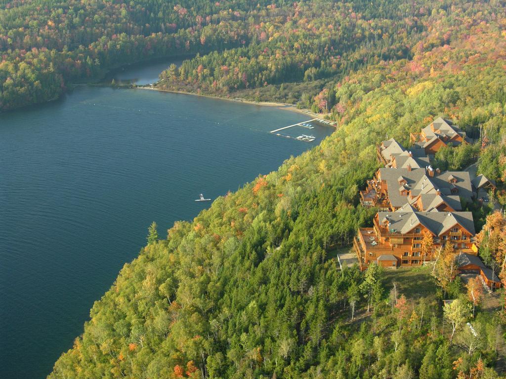 Sacacomie Hôtel et Spa Saint-Alexis-des-Monts Buitenkant foto